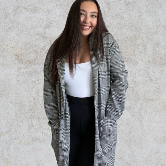 Love Tree Black & White Plaid Womens Blazer - Picture 5 of 7